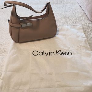 NWOT Calvin Klein Leather Shoulder Bag